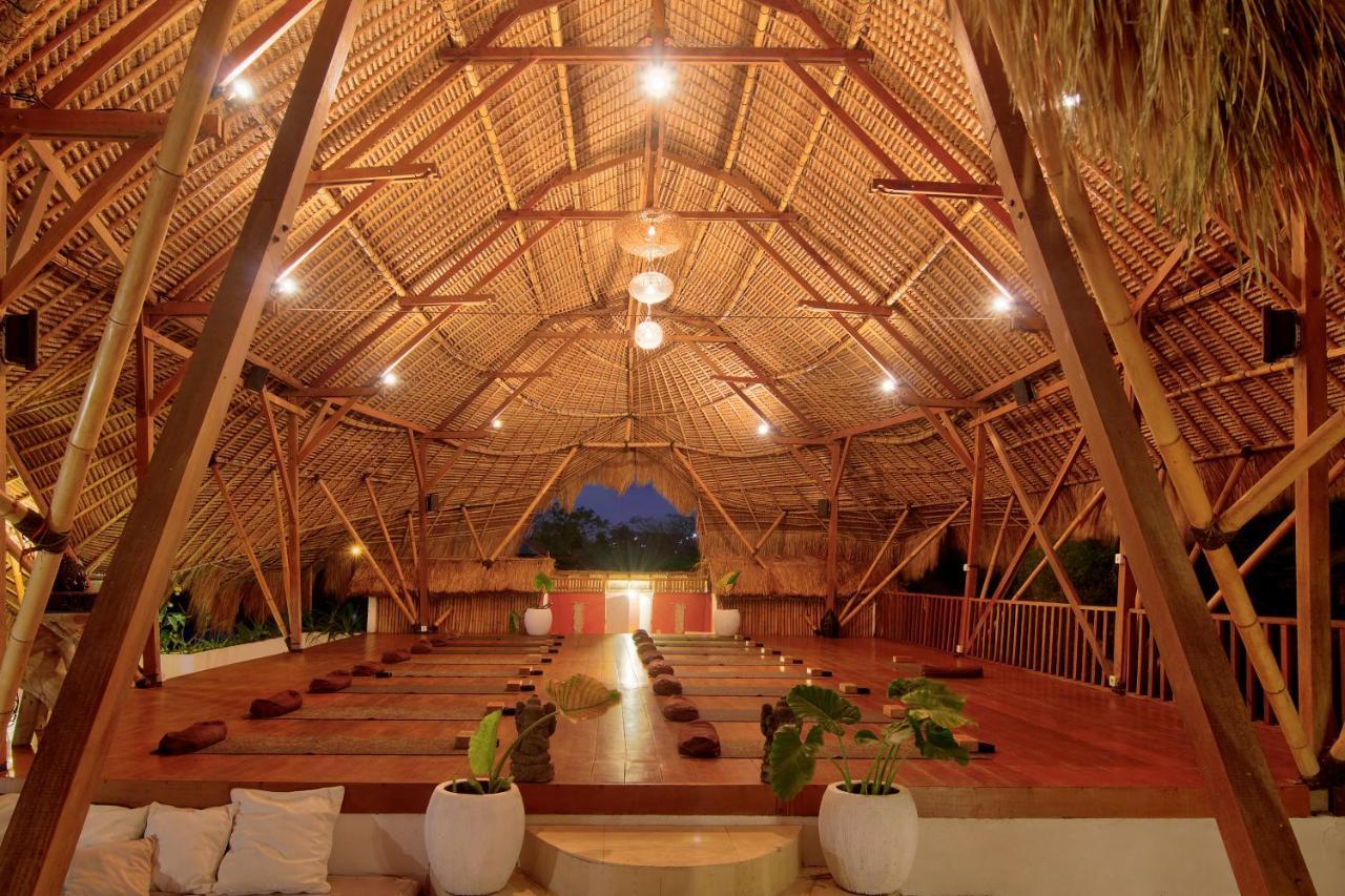 Sannyas Boutique Hotel Uluwatu Екстериор снимка