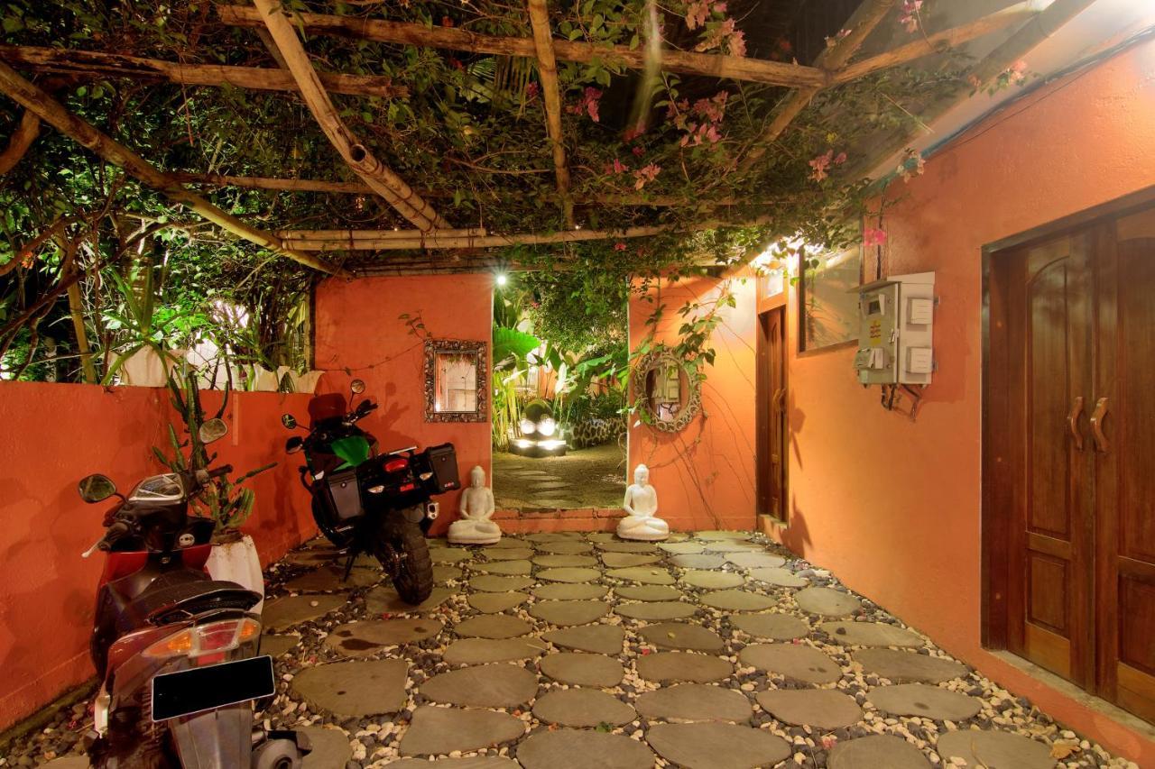 Sannyas Boutique Hotel Uluwatu Екстериор снимка